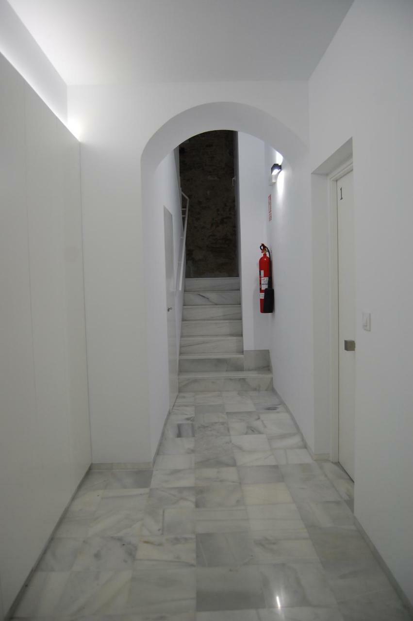 Guesting Basilica Apartment Jerez de la Frontera Luaran gambar