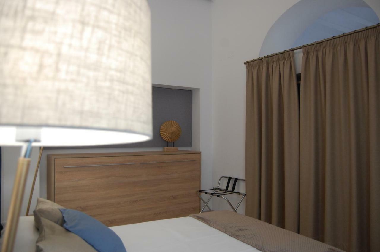 Guesting Basilica Apartment Jerez de la Frontera Luaran gambar